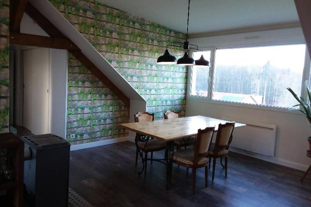 Appartement Lumineux, Calme Et Panoramique !! Pouligney-Lusans Eksteriør bilde